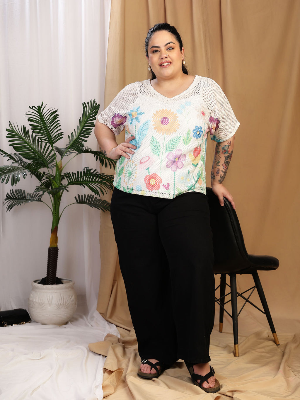 Crochet Bloom (V Neck)