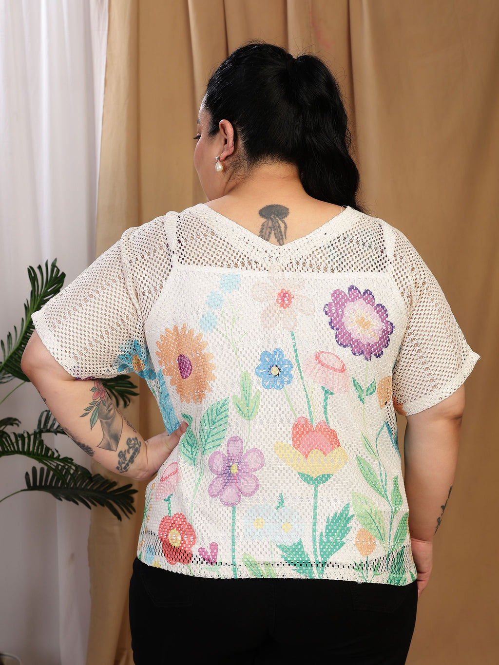 Crochet Bloom (V Neck)