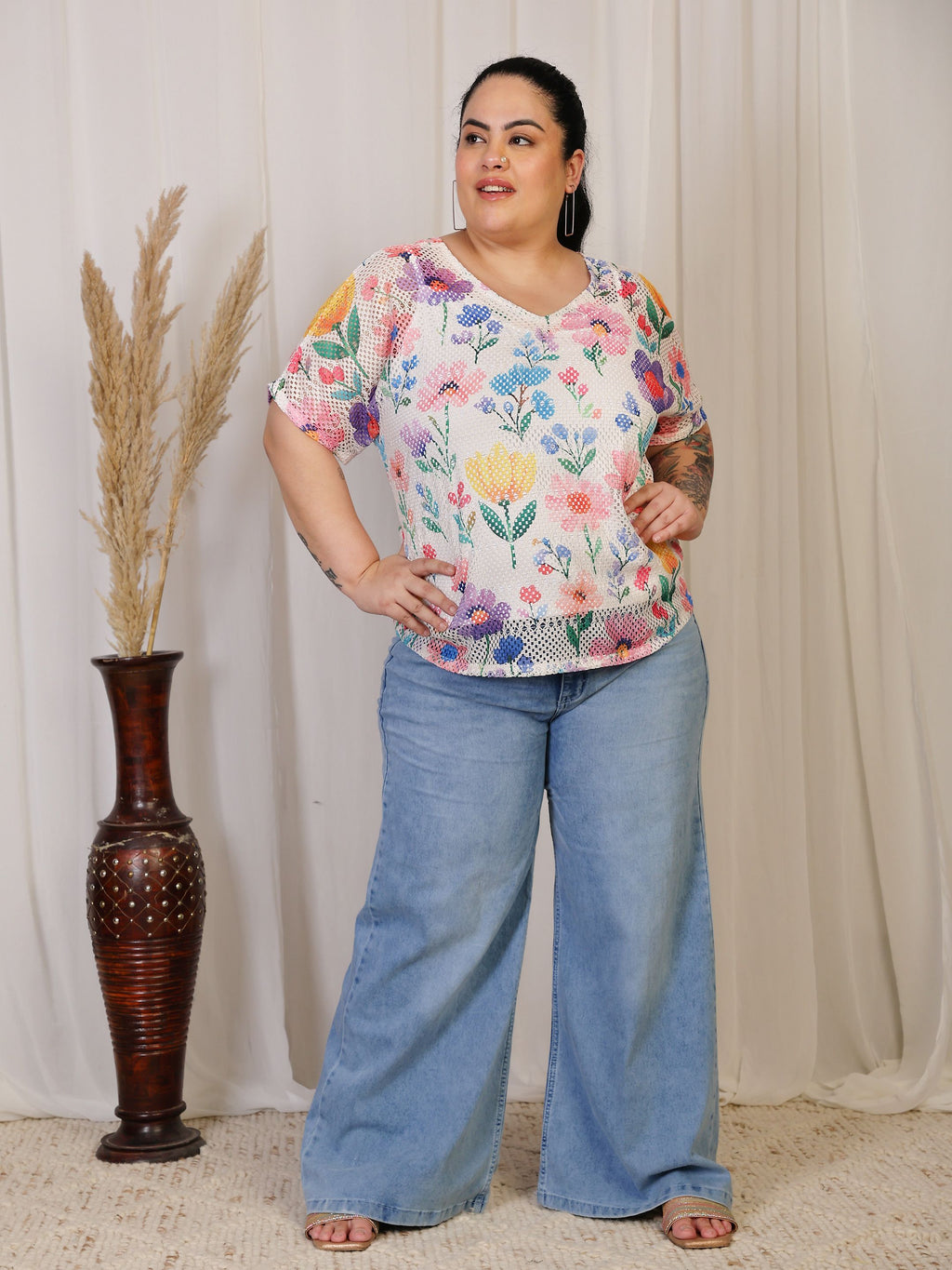 Crochet Bloom (V Neck)