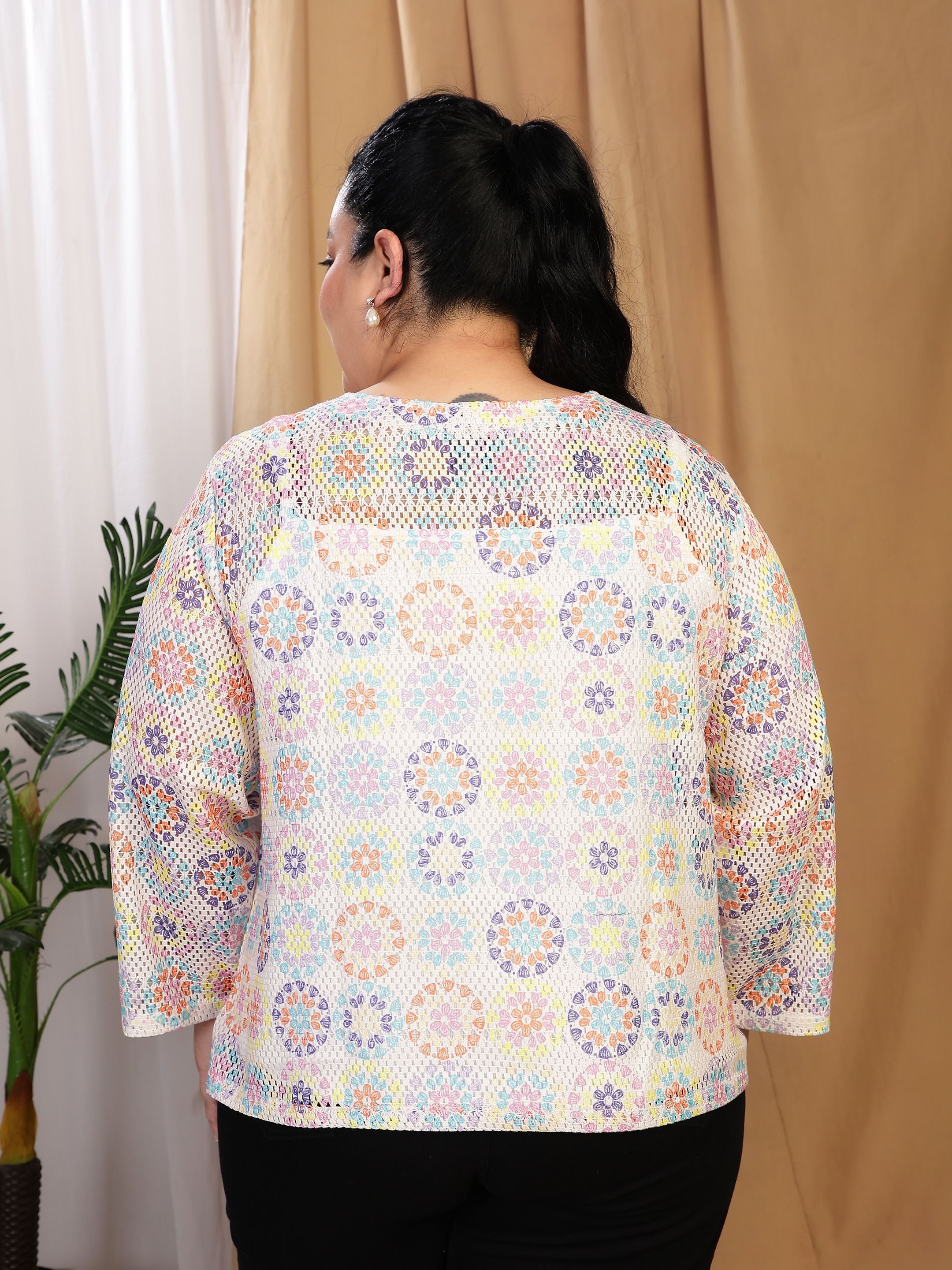 Crochet Bloom (Round Neck)