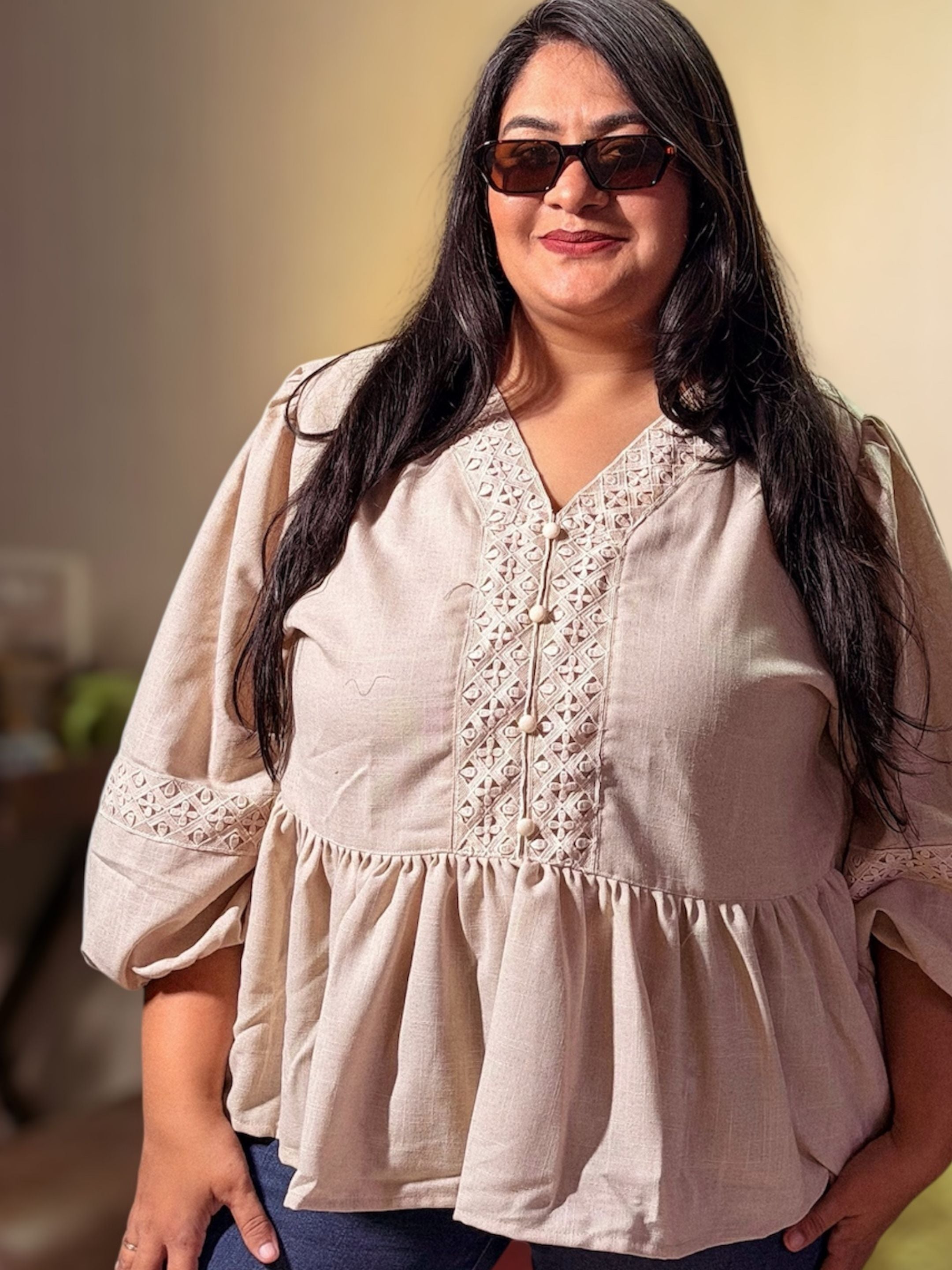 Flirty Flair - Beige