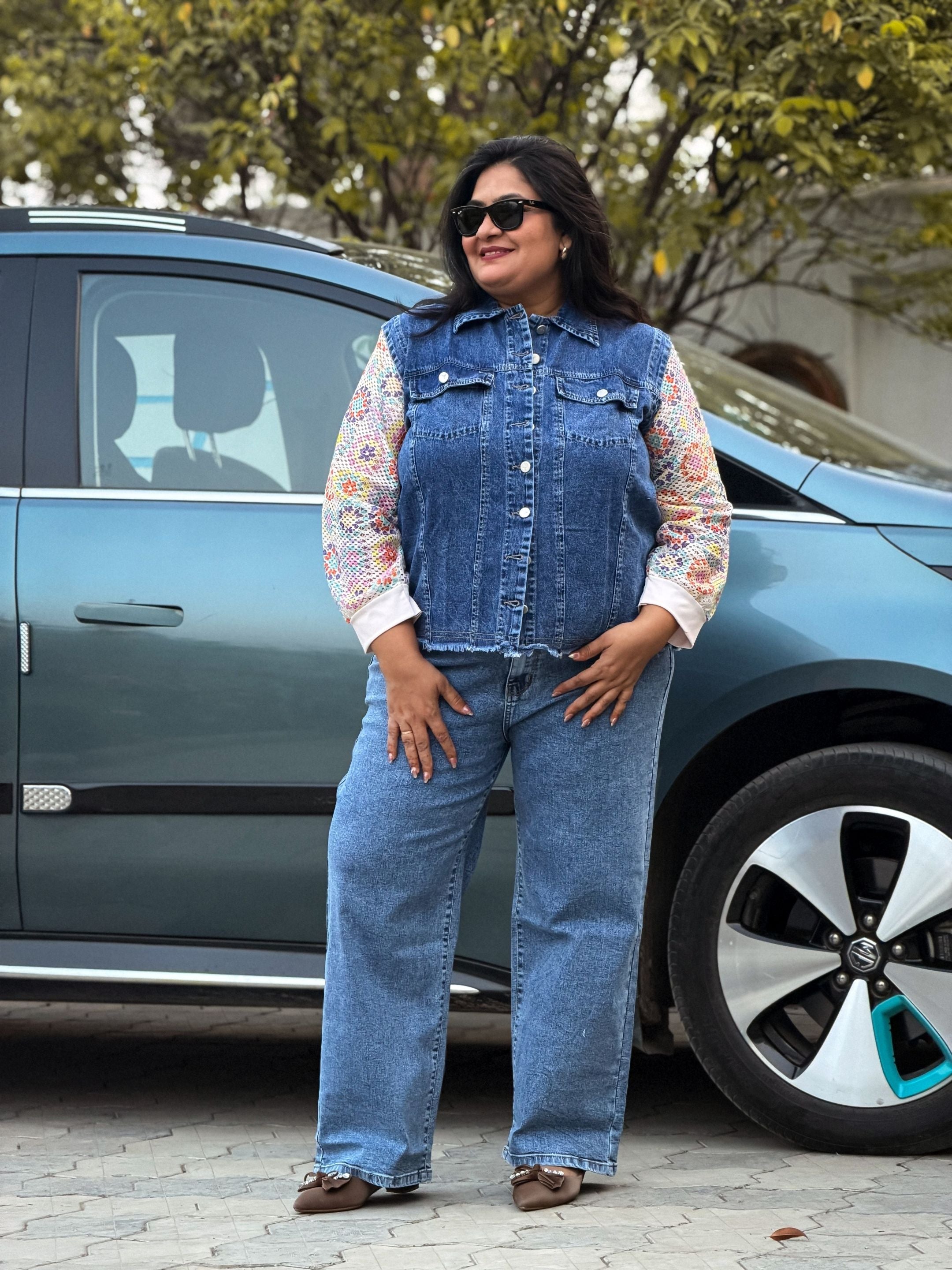 Chic Charm - Dark Blue