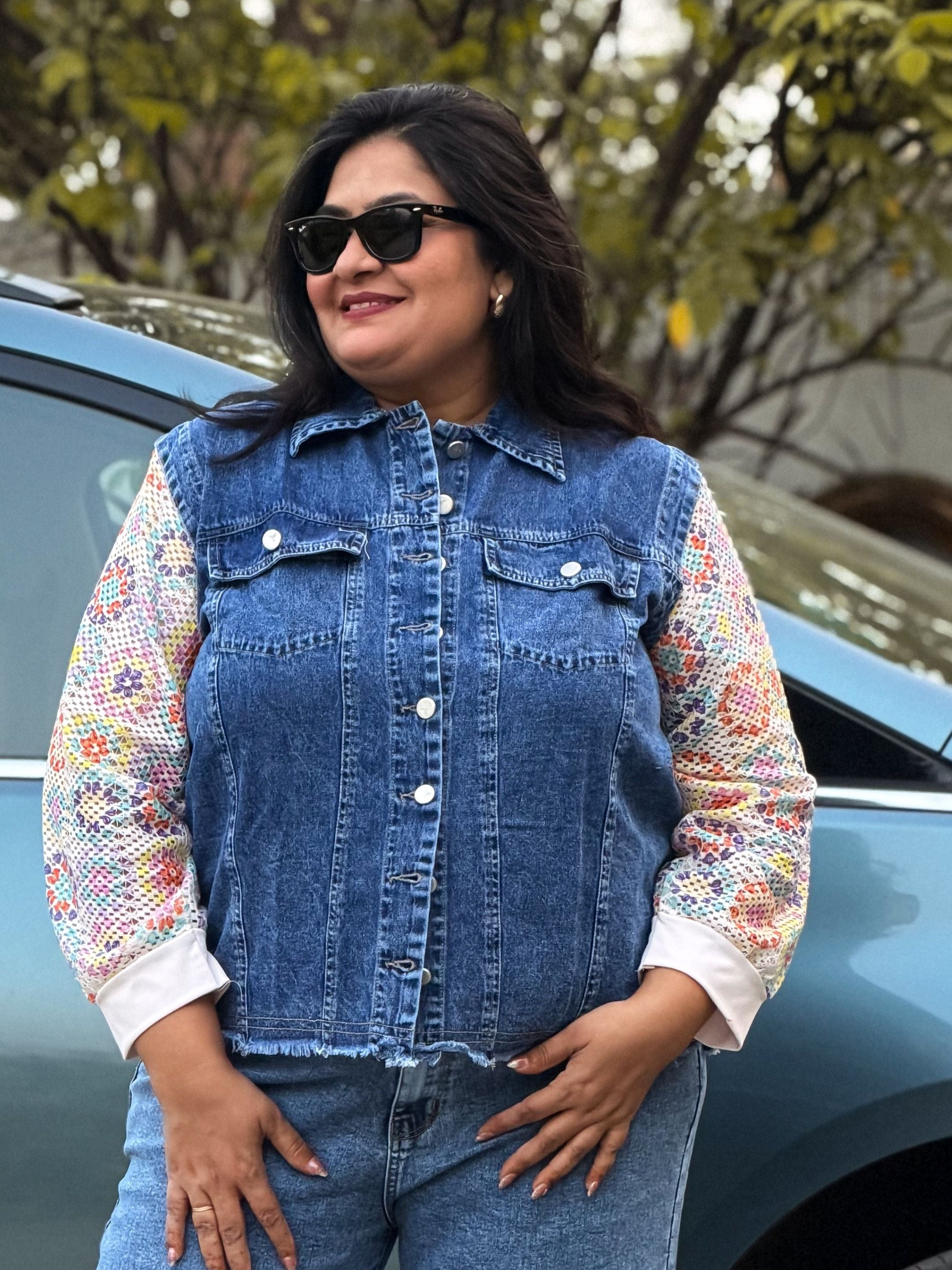 Chic Charm - Dark Blue